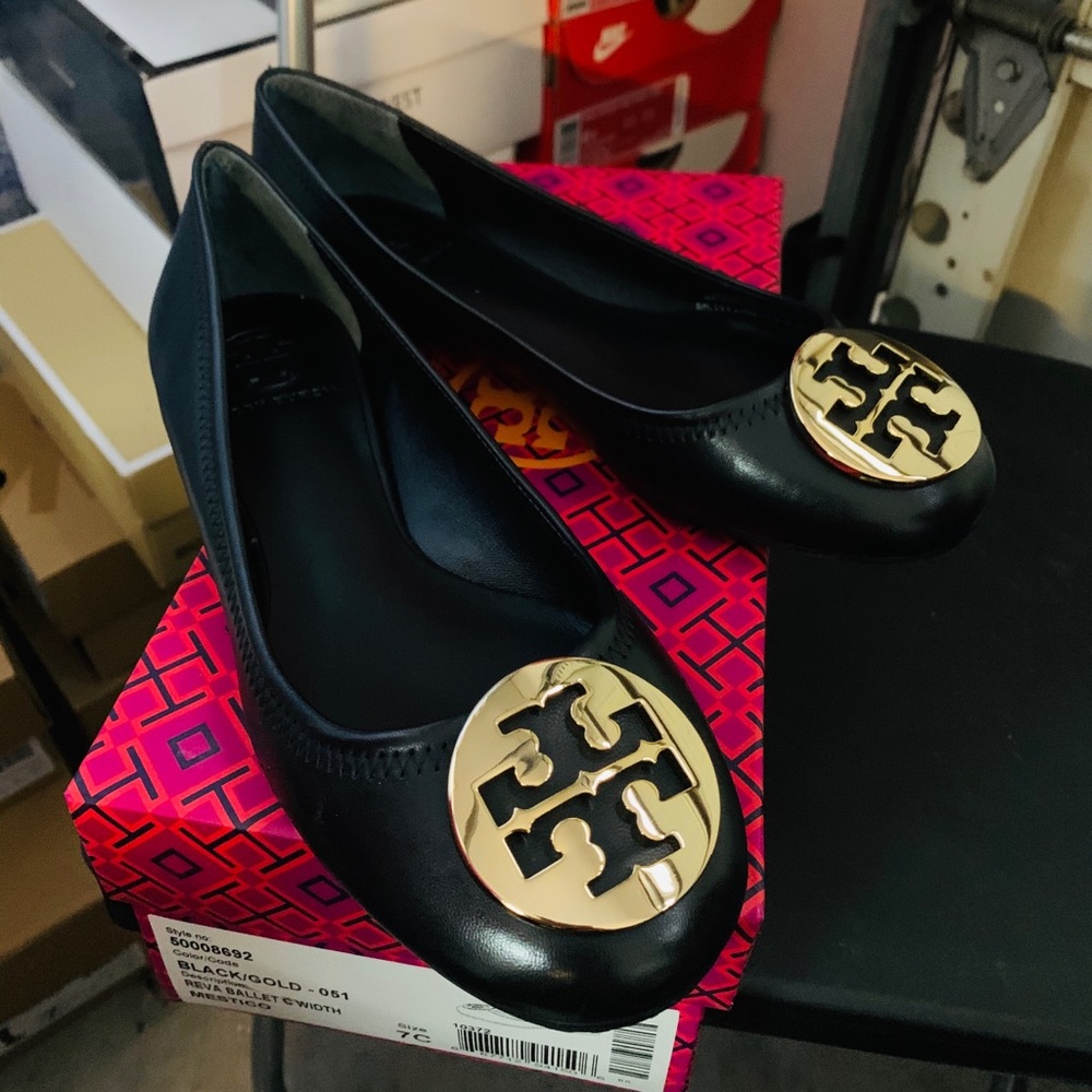 Tory burch TB classic ballet flat leather shoes 7C